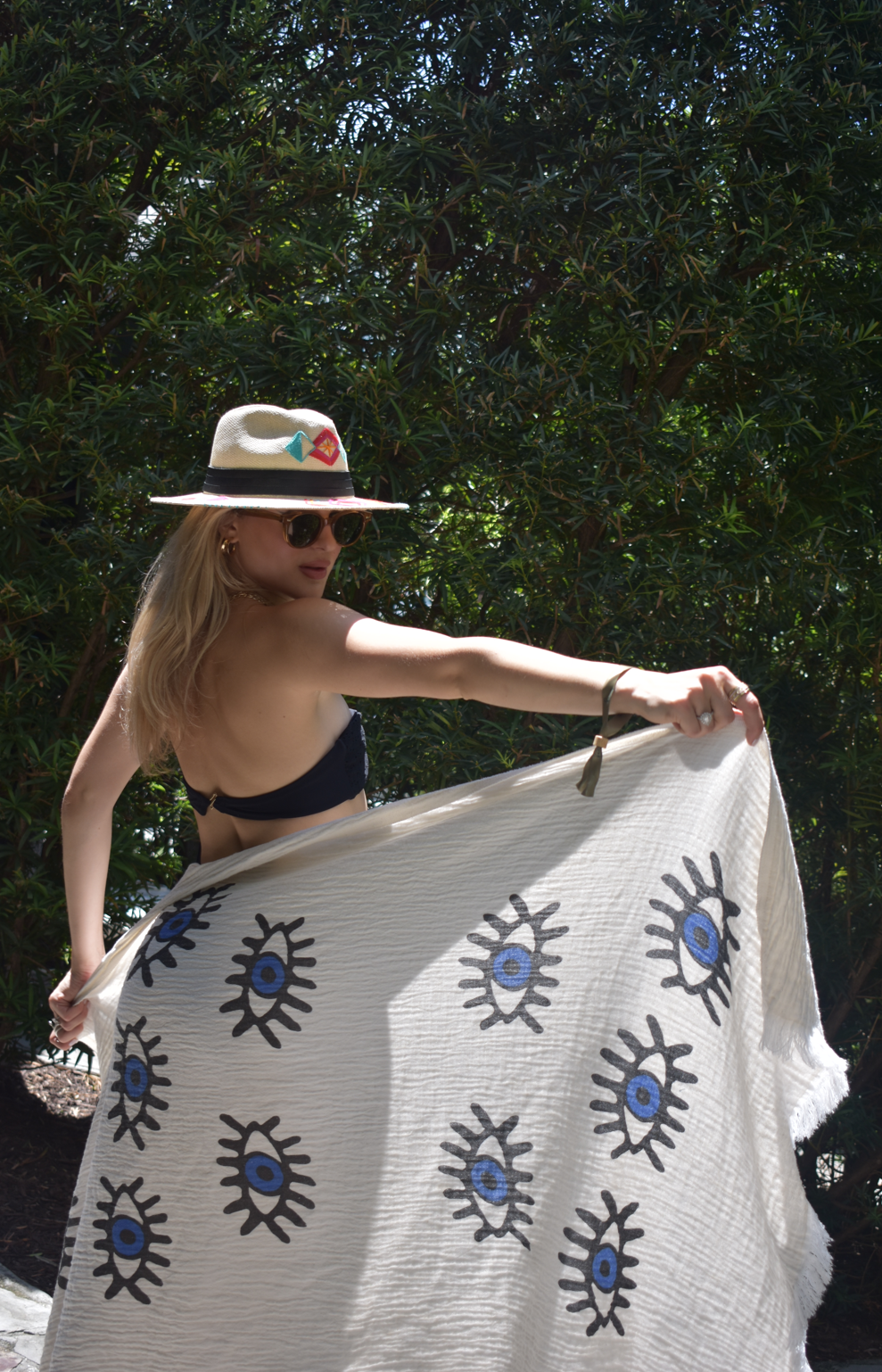 Rose Island Hat