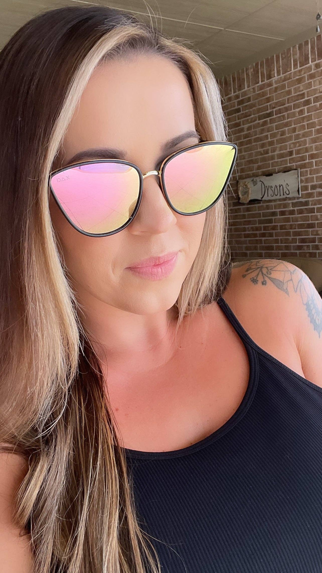 LEXUS: Hot Pink