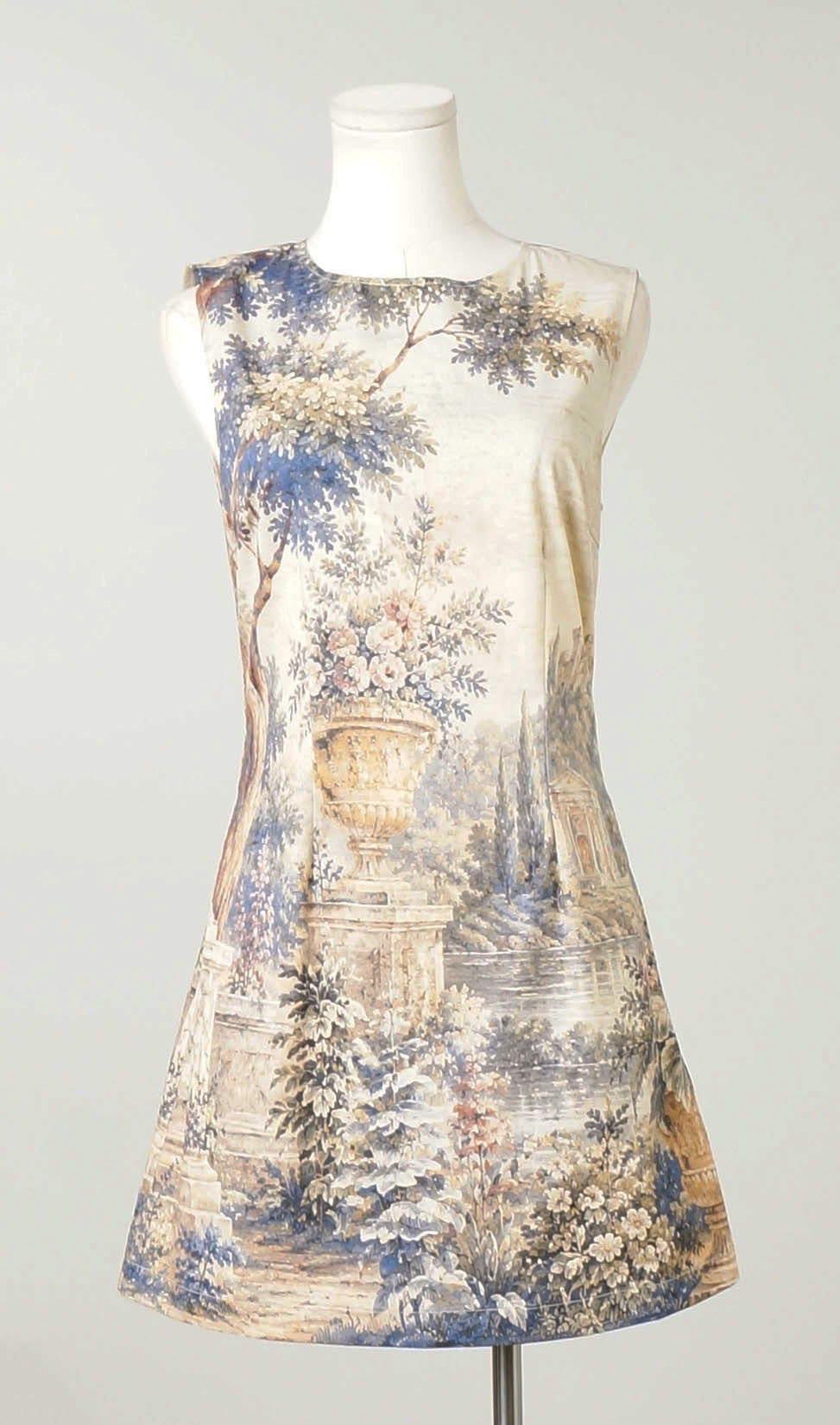 Garden Reverie Sleeveless Scenic Print Shift Dress