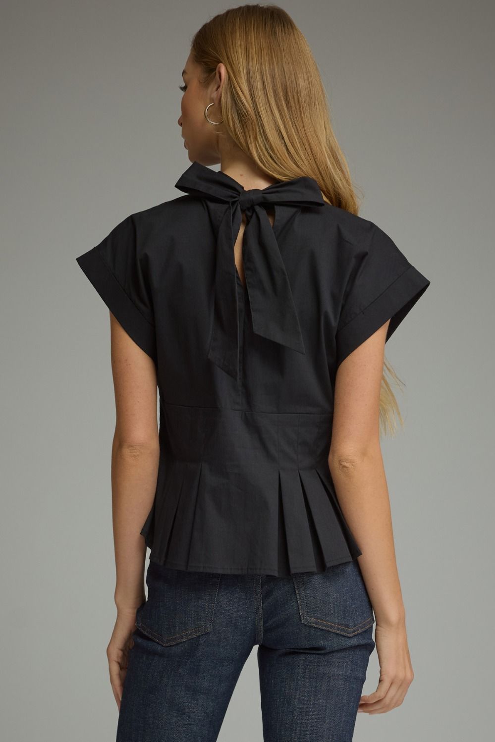 Black Keyhole Cap Sleeve Button Up Short Sleeve Top
