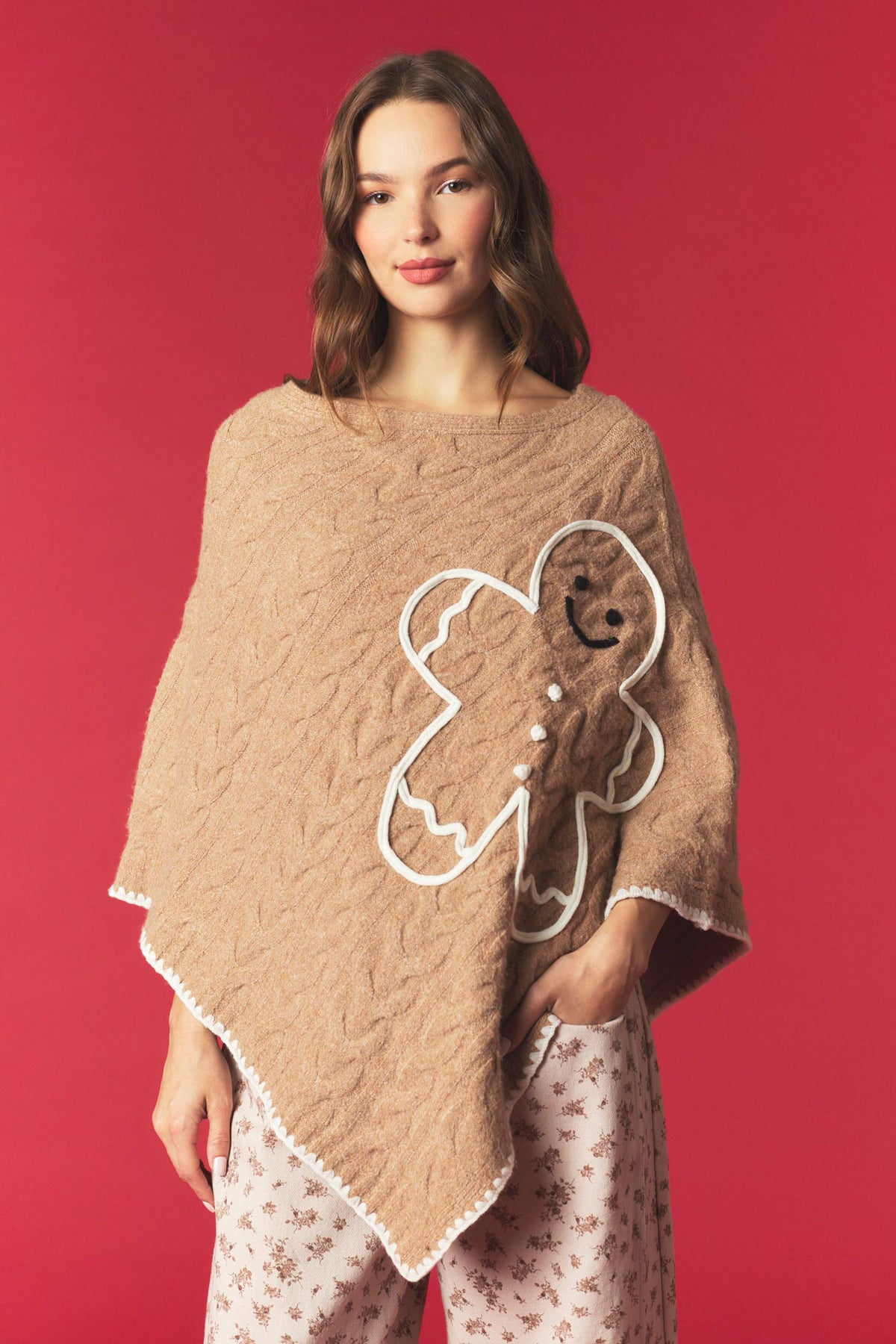 Gingerbread Wishes Cable Knit Cape – Light Taupe