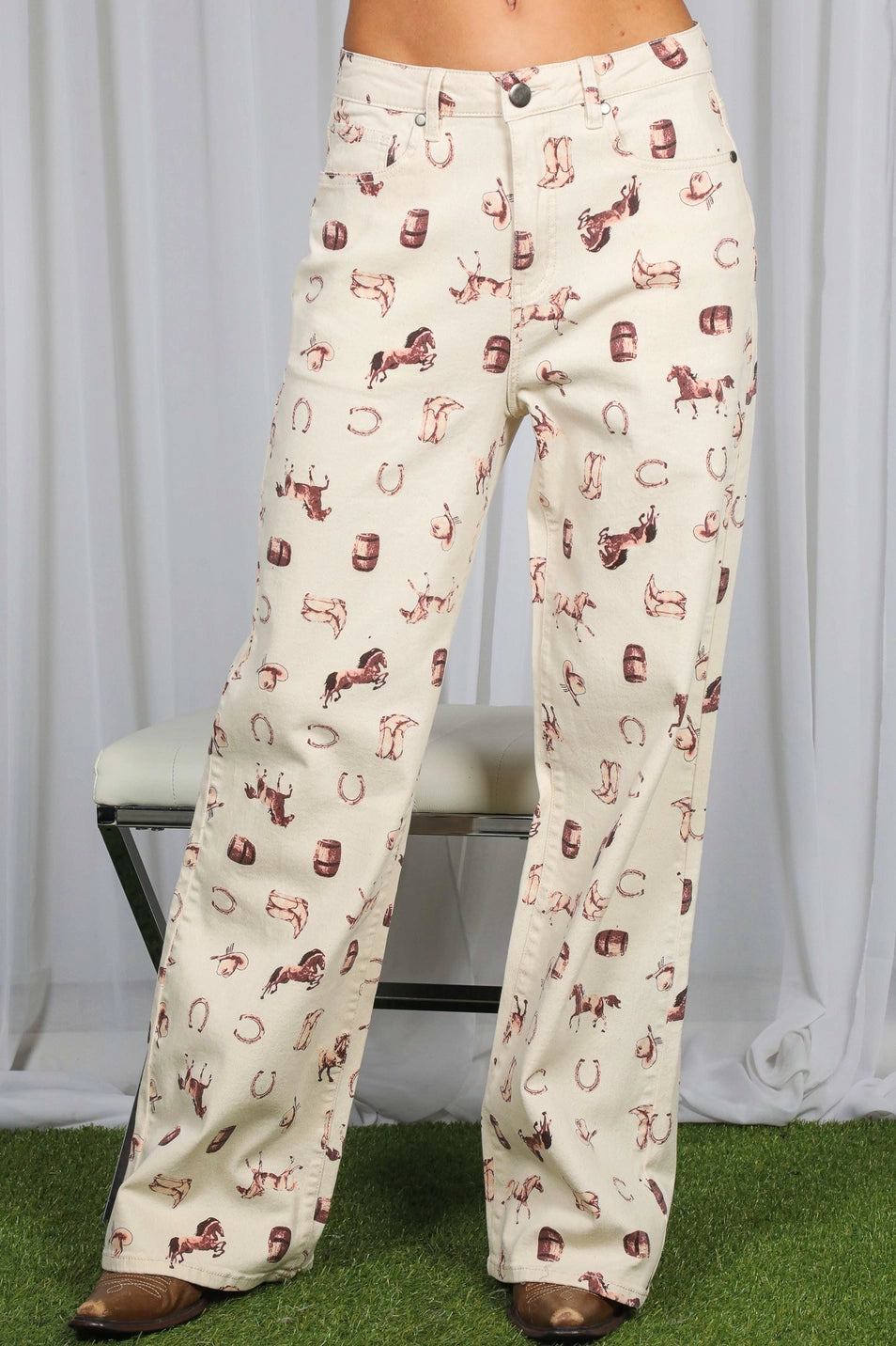 Western-Inspired Print Pattern Straight Leg Jeans