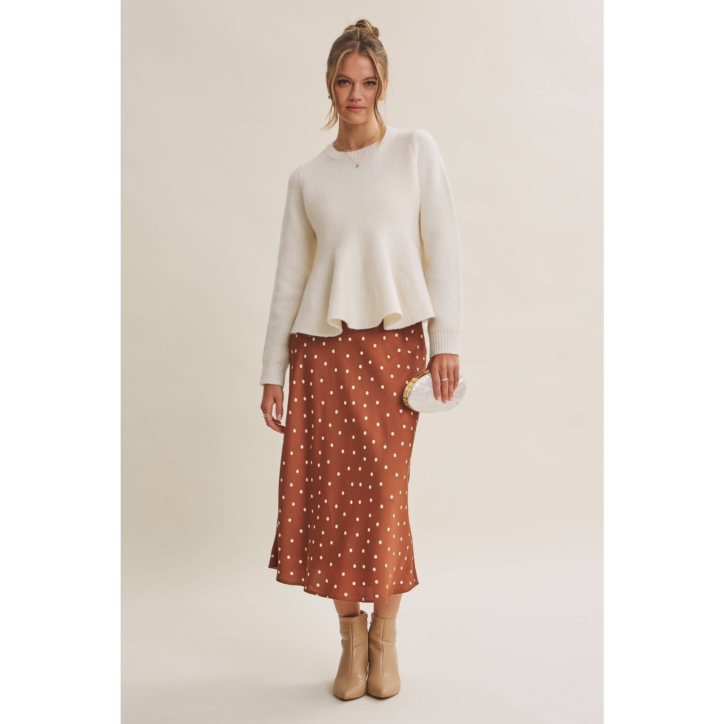 NOSTALGIC AND MODERN SATIN POLKA DOT BIAS MIDI SKIRT: CAMEL/BEIGE / L