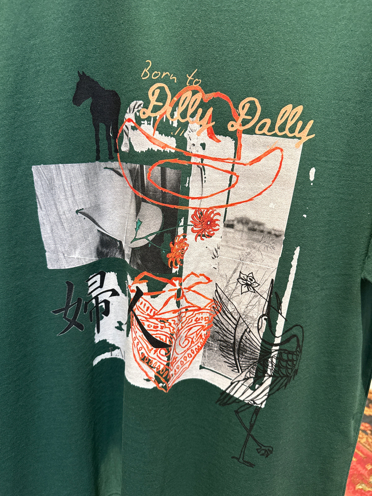 Dilly Dally Tee
