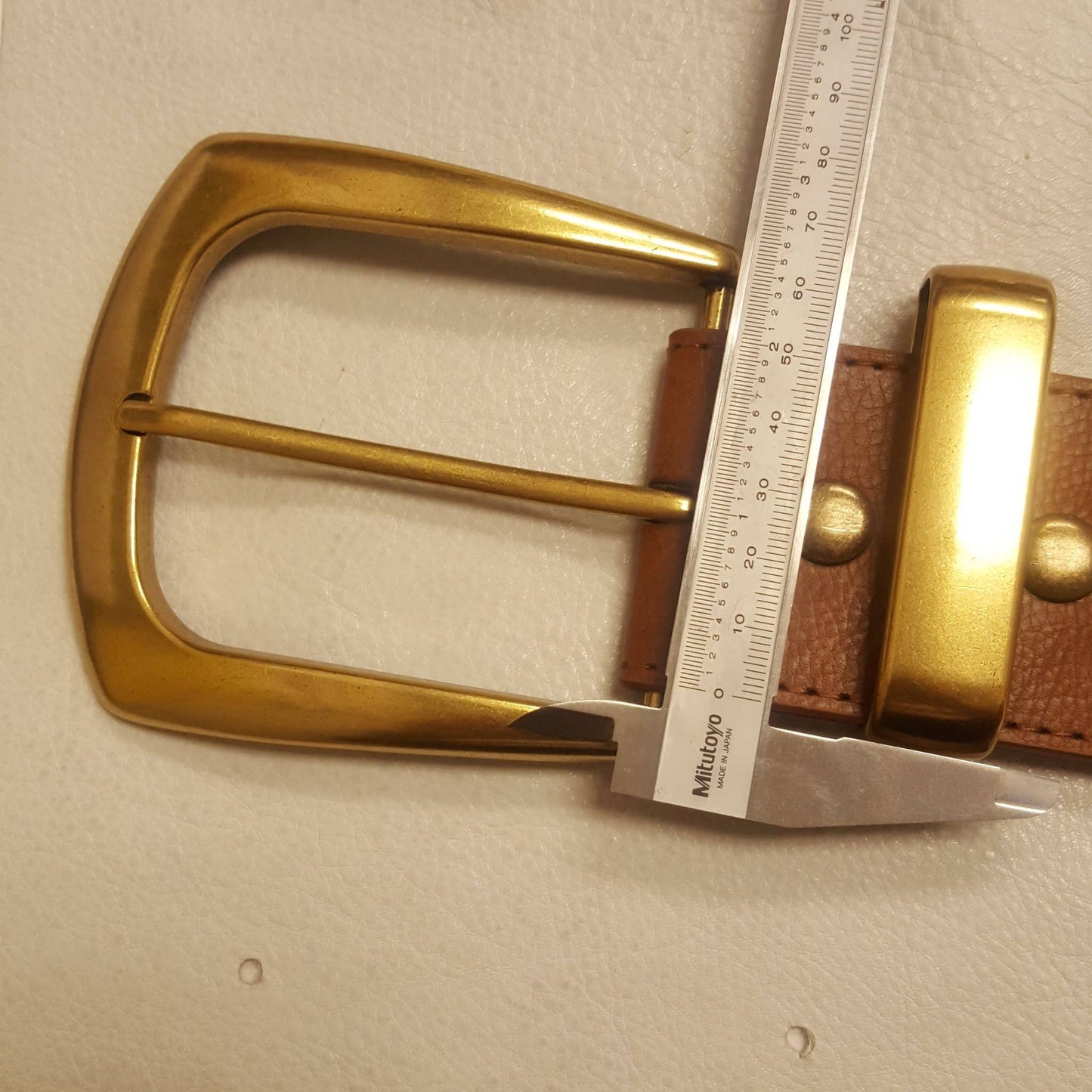 Wide width belt with Western Statement Buckle Loop Tip: Tan