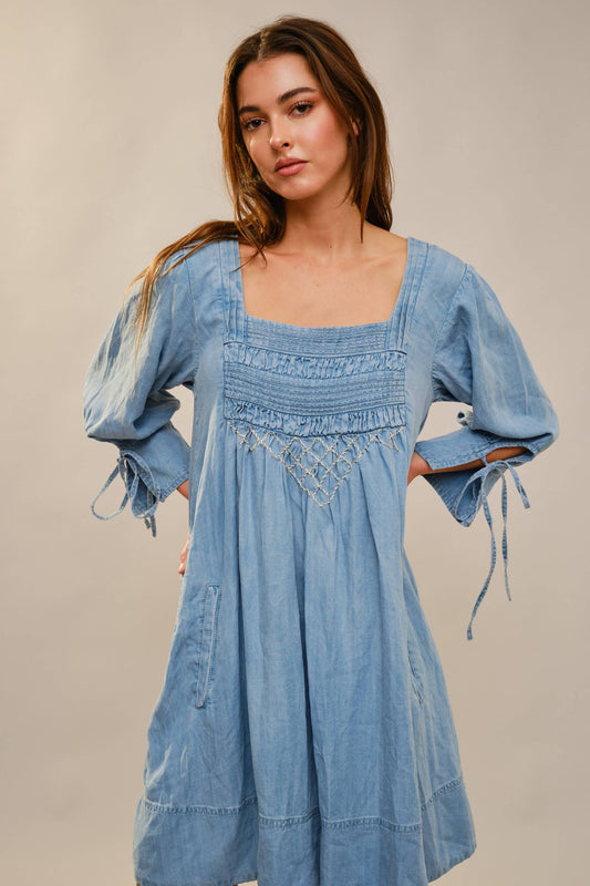 3/4 Sleeve Stitch Detail Chambray Dress