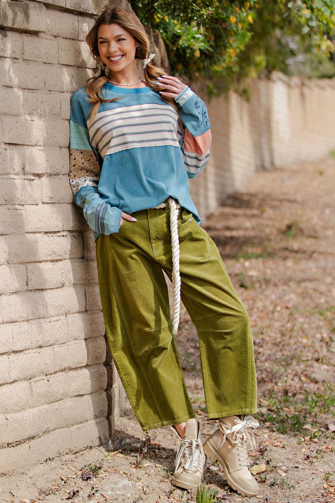 Green Juice Strech Corduroy Barrel Pants