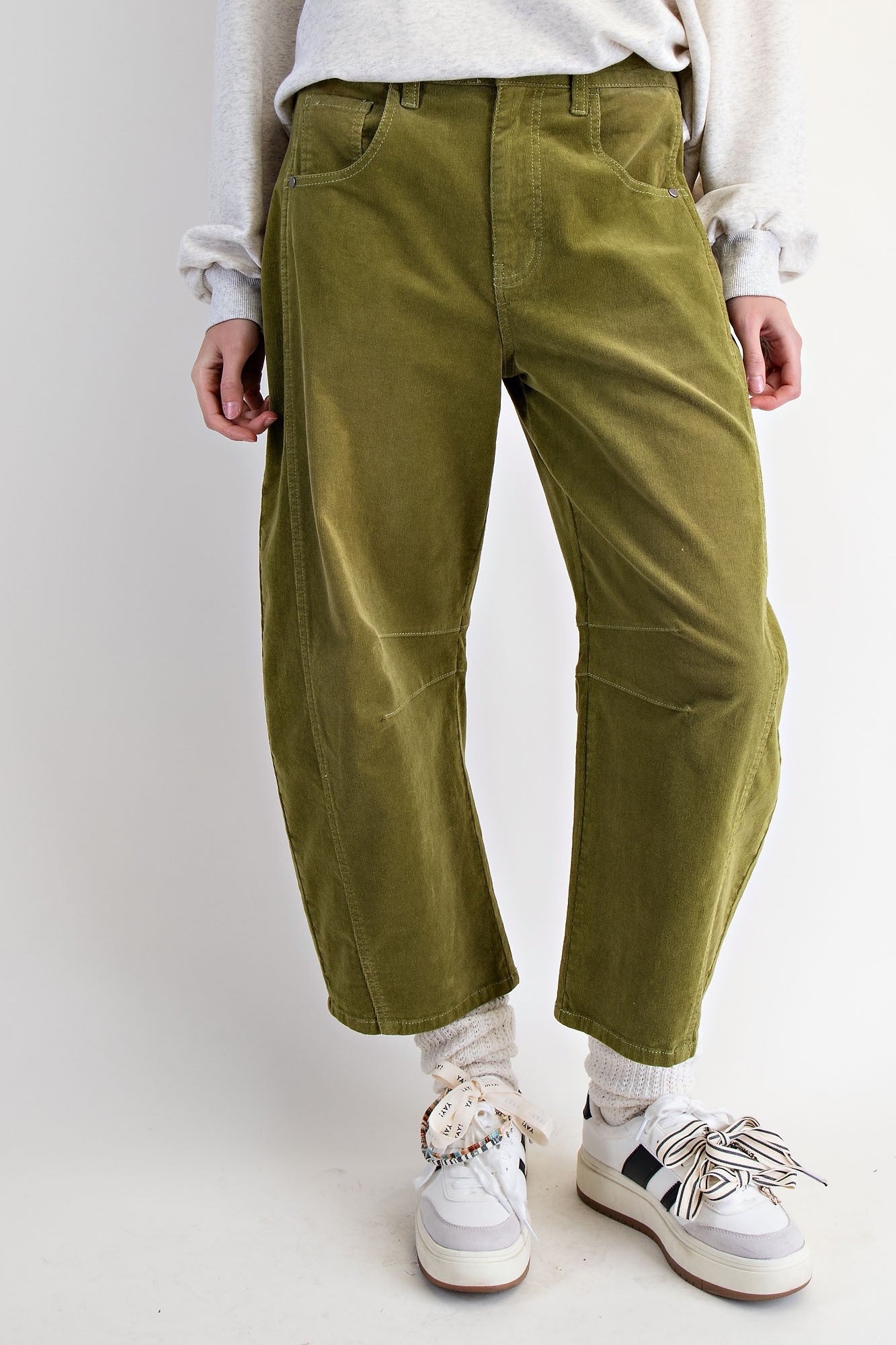 Green Juice Strech Corduroy Barrel Pants