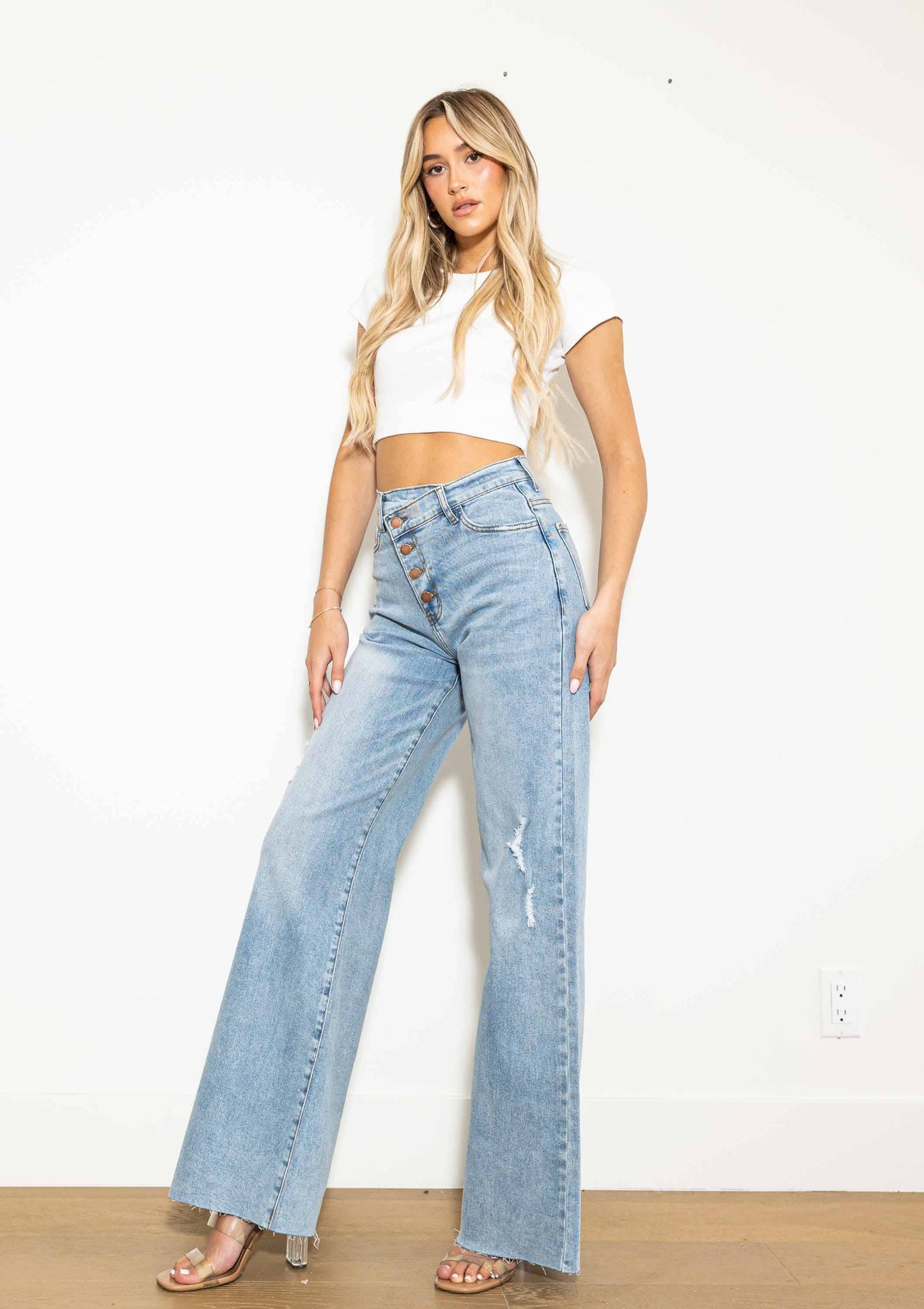 Wide Leg Jeans w/Comfort Stretch: Light Stone