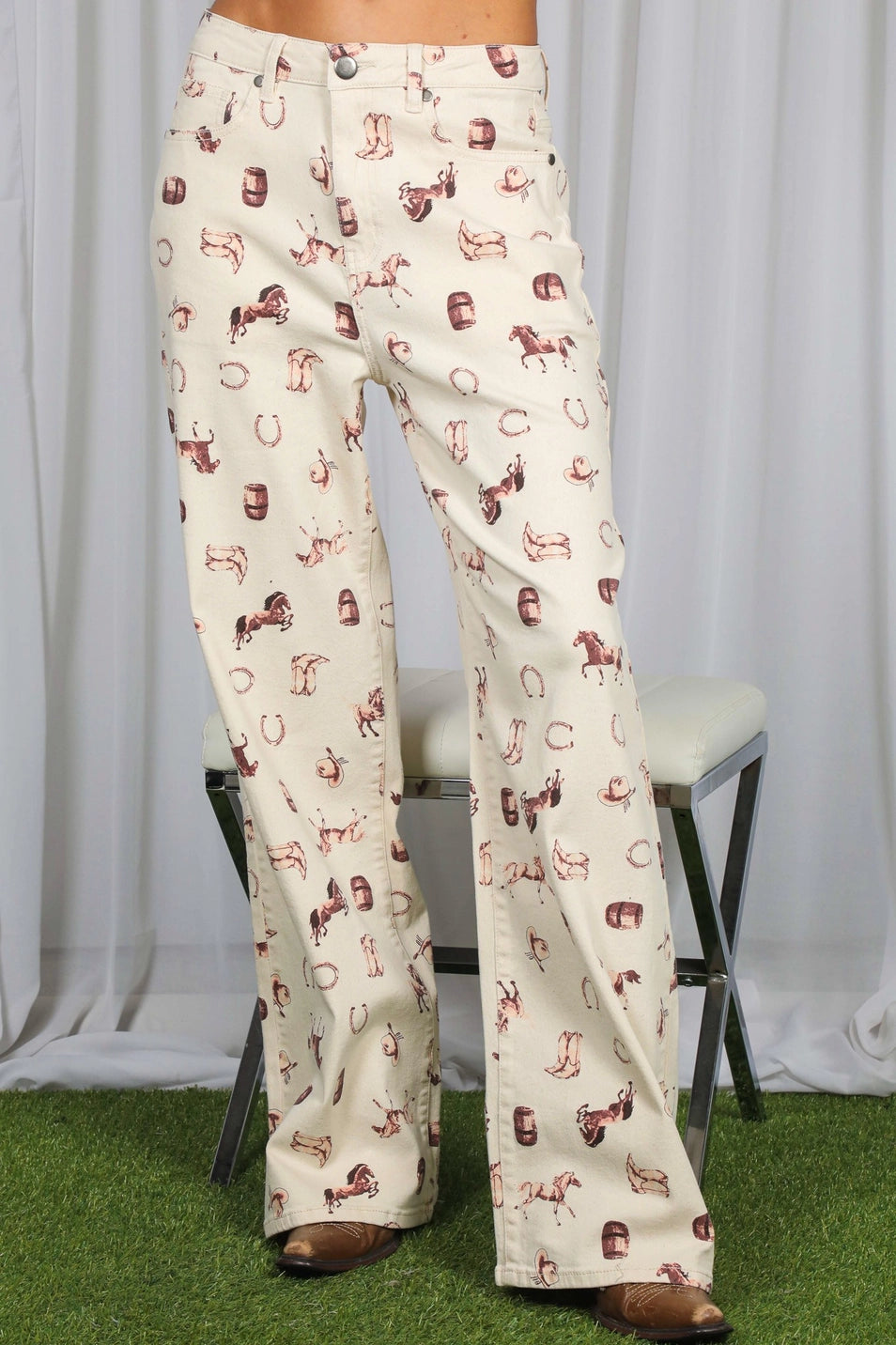 Western-Inspired Print Pattern Straight Leg Jeans