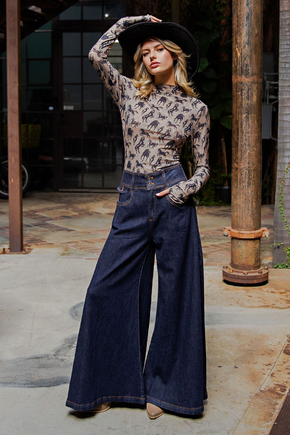 Mesh Horse Graphic Mock Neck Top