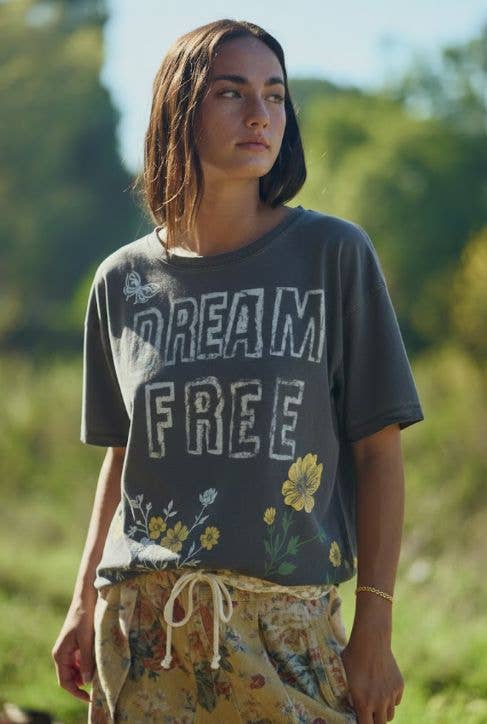 DREAM FREE FLORAL GRAPHIC MINERAL WASH TOP: Charcoal - L