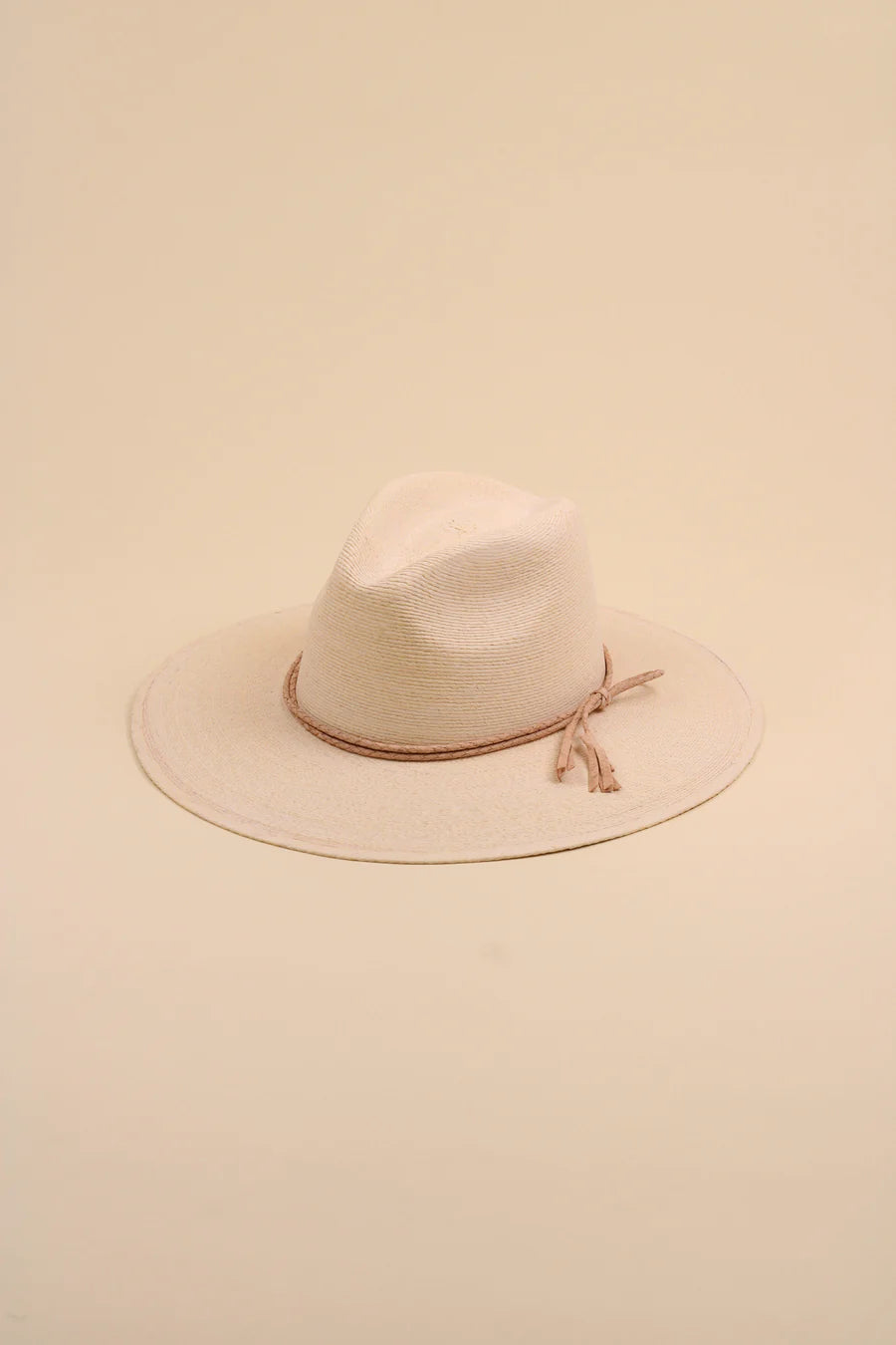 Cabo Fine Palm Leaf Rancher - White