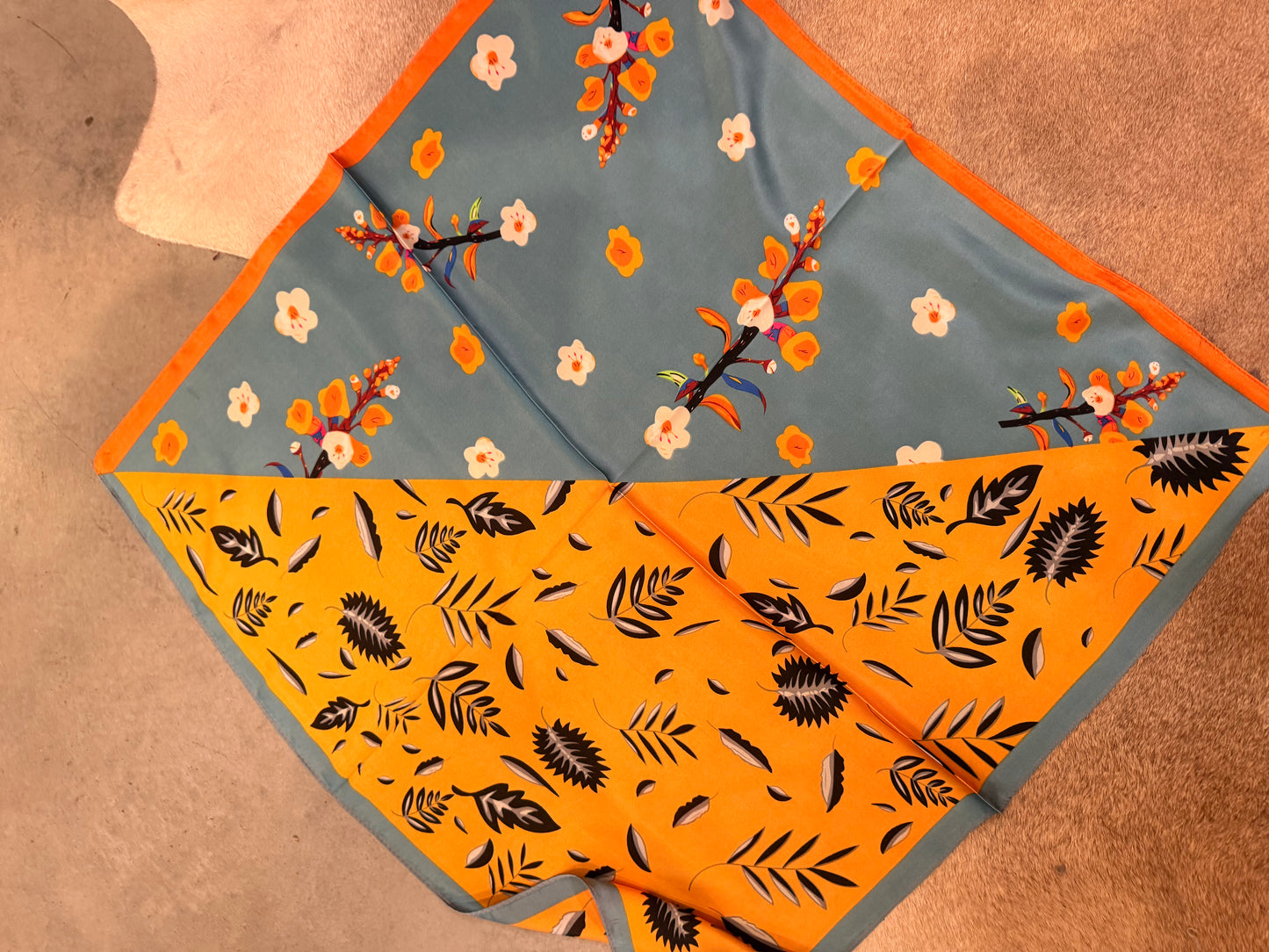 Island Orchard Scarf