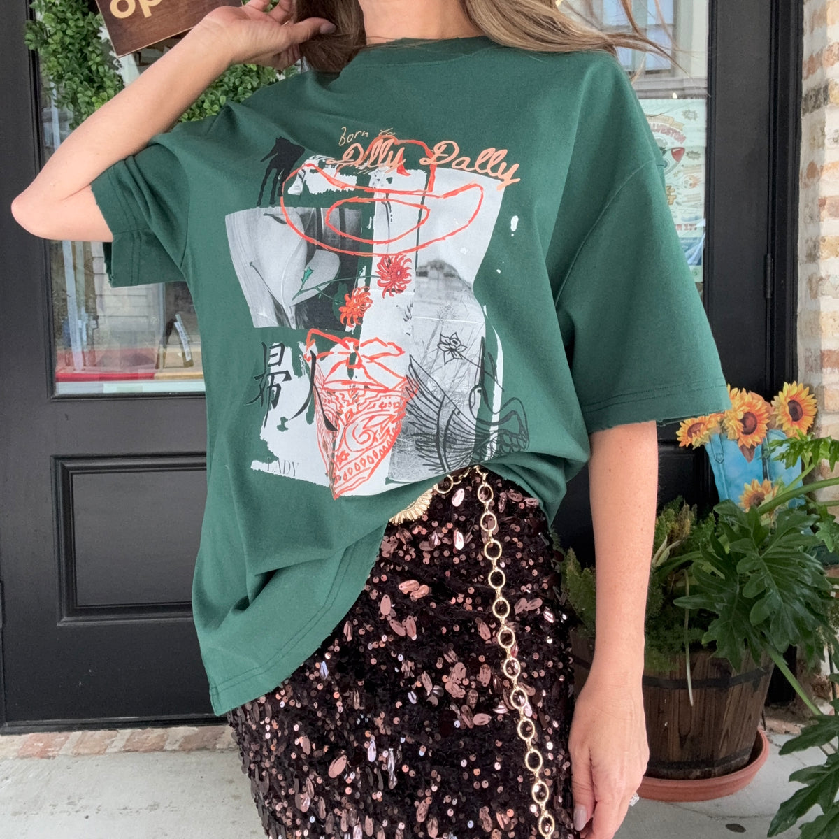 Dilly Dally Tee