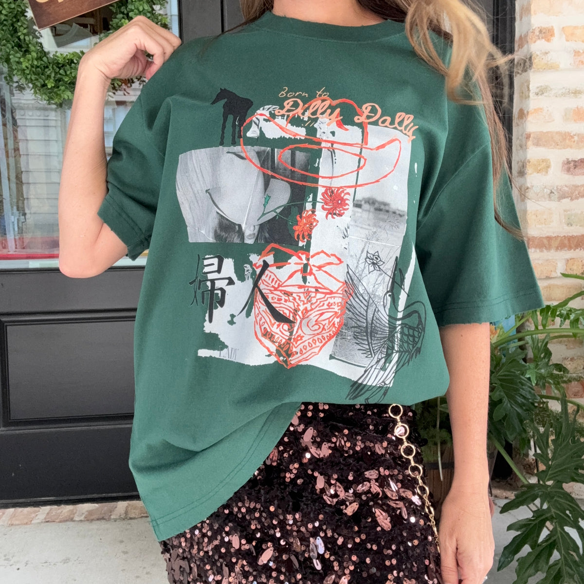 Dilly Dally Tee