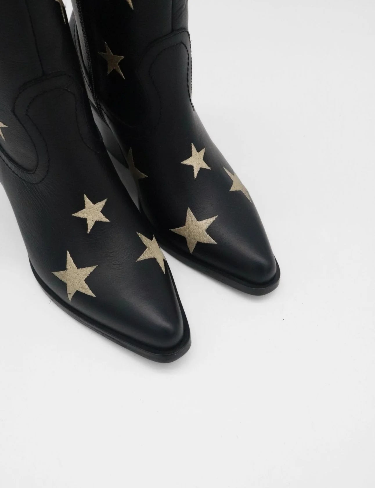 Moonlight Western Inspired Cowboy Boots - Black Leather