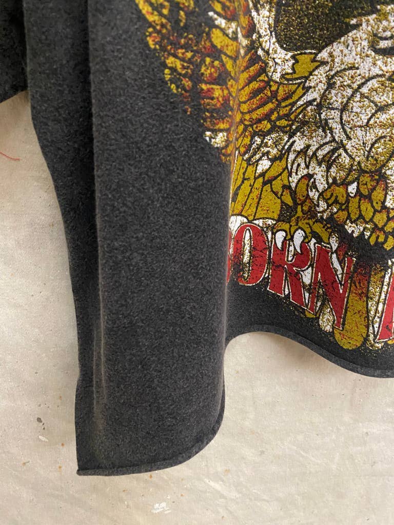 Born Free OVERSIZED 90's vibe  Cropped  T- shirt: Large Black acid wash Relaxed