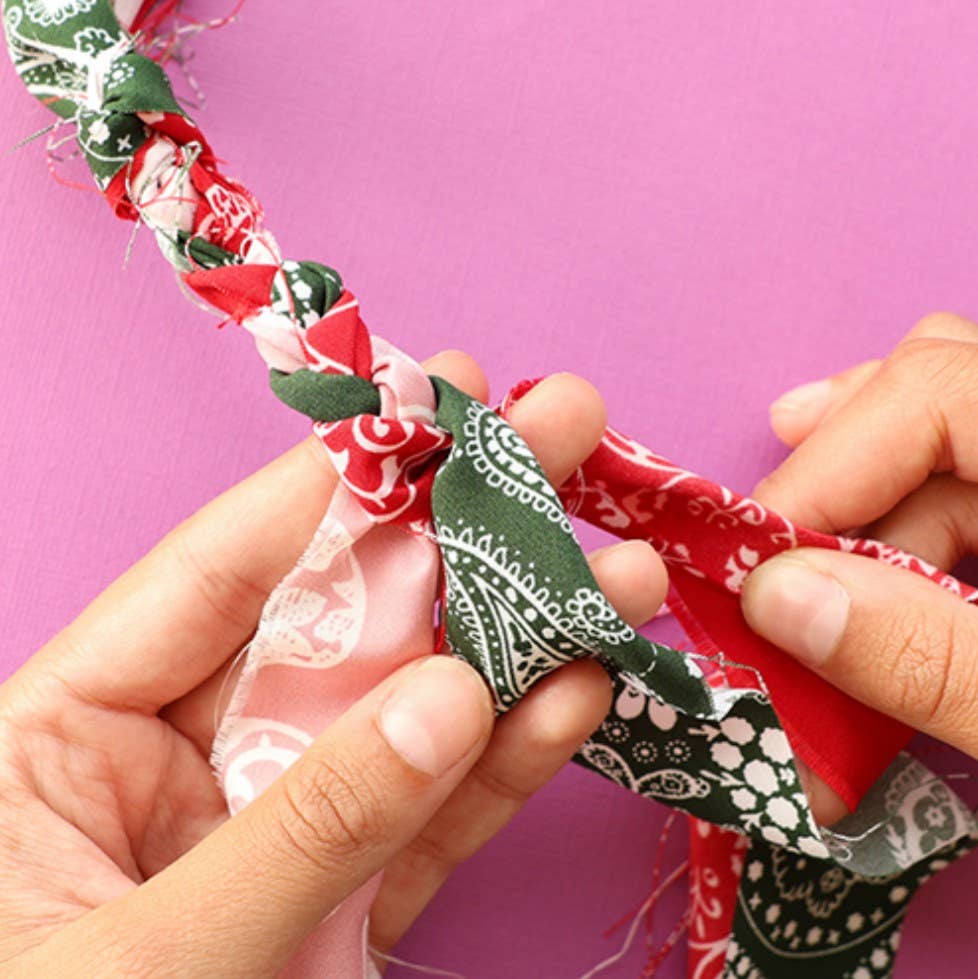 Bandana Necklace: Lilac