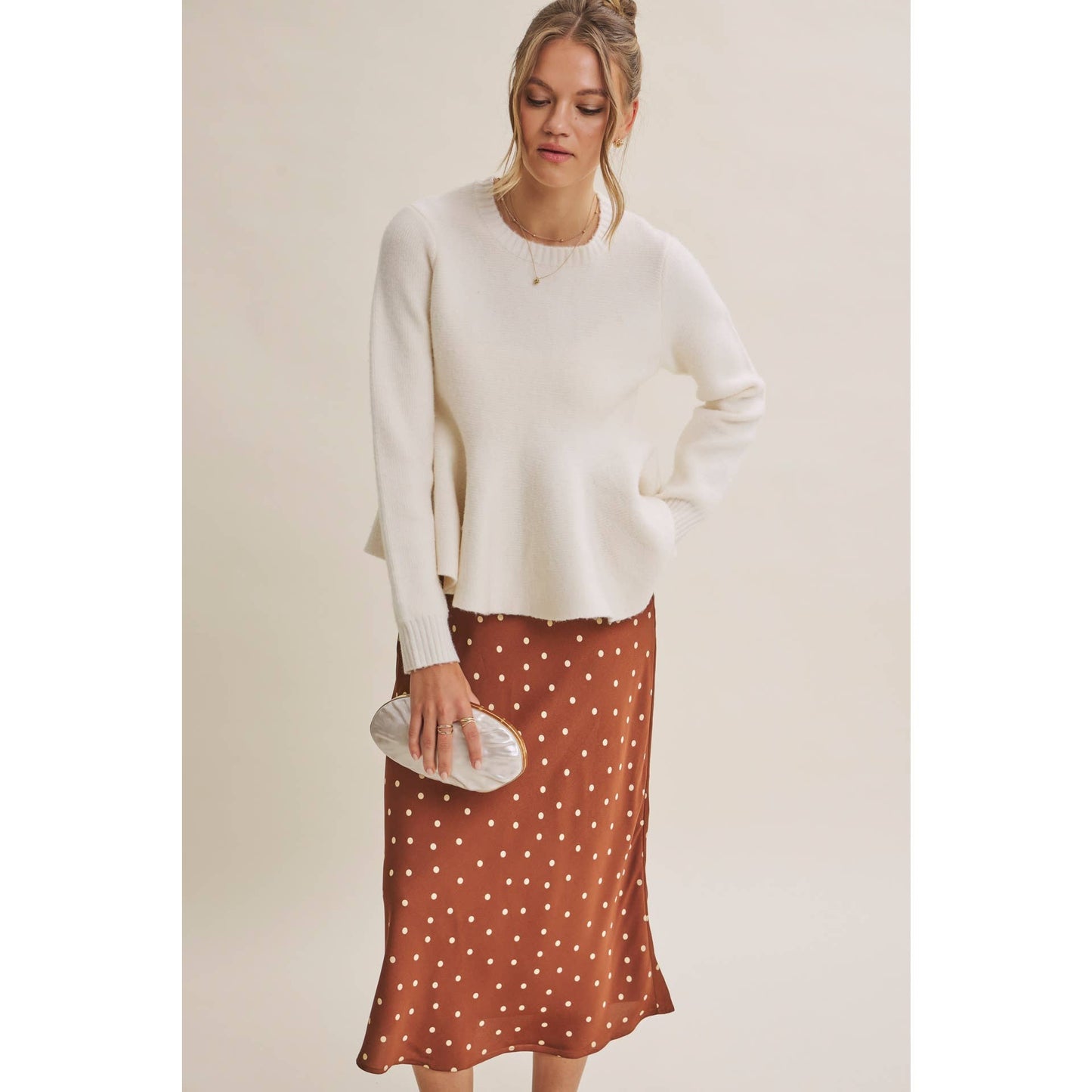 NOSTALGIC AND MODERN SATIN POLKA DOT BIAS MIDI SKIRT: CAMEL/BEIGE / S
