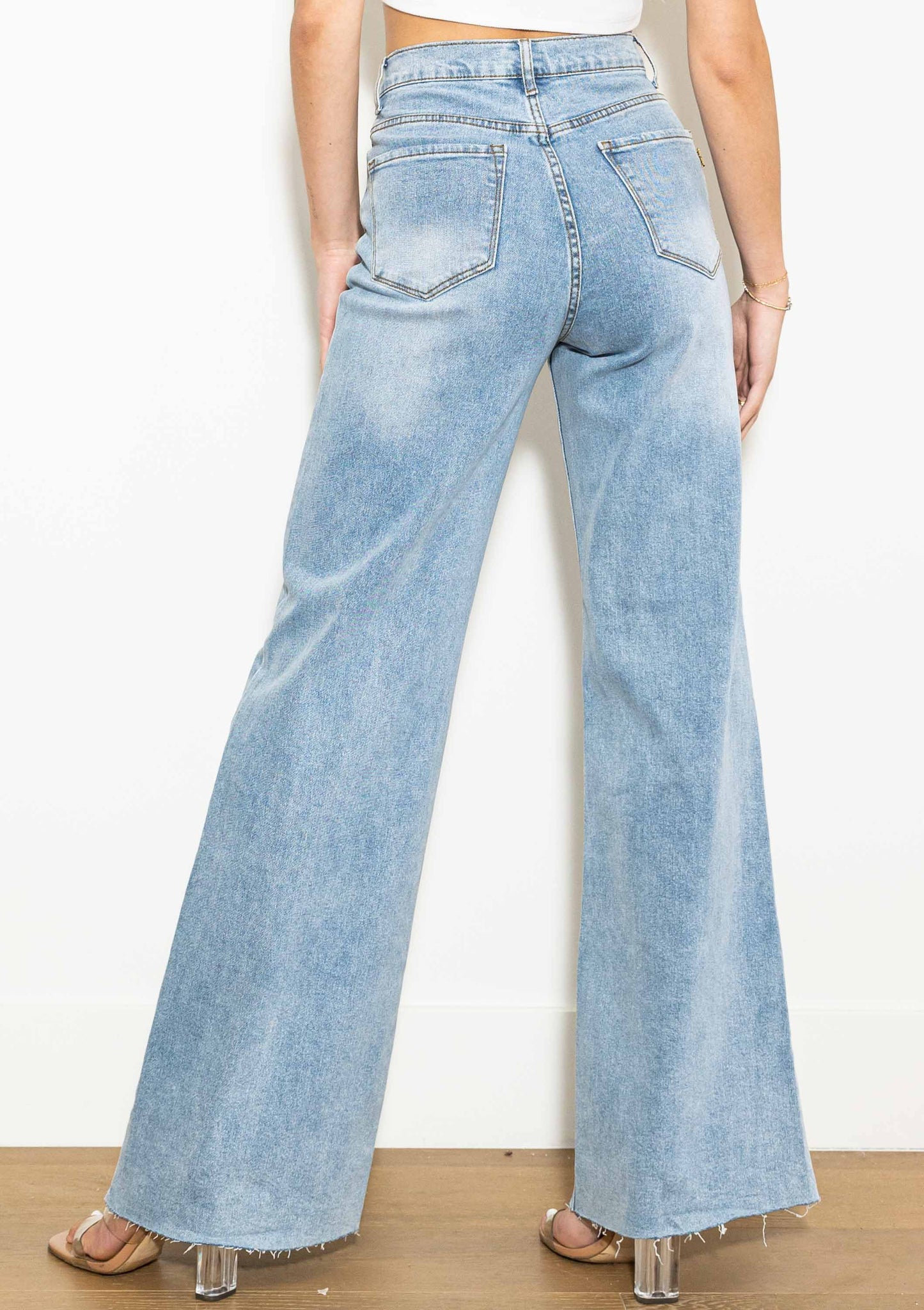 Wide Leg Jeans w/Comfort Stretch: Light Stone
