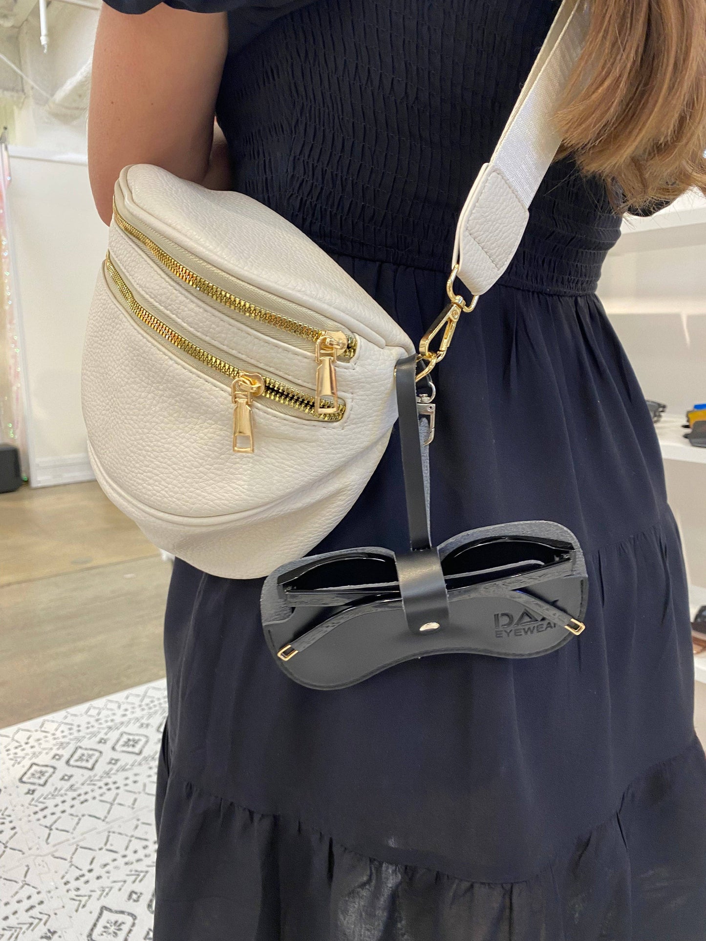 Eyewear Clutch: Beige