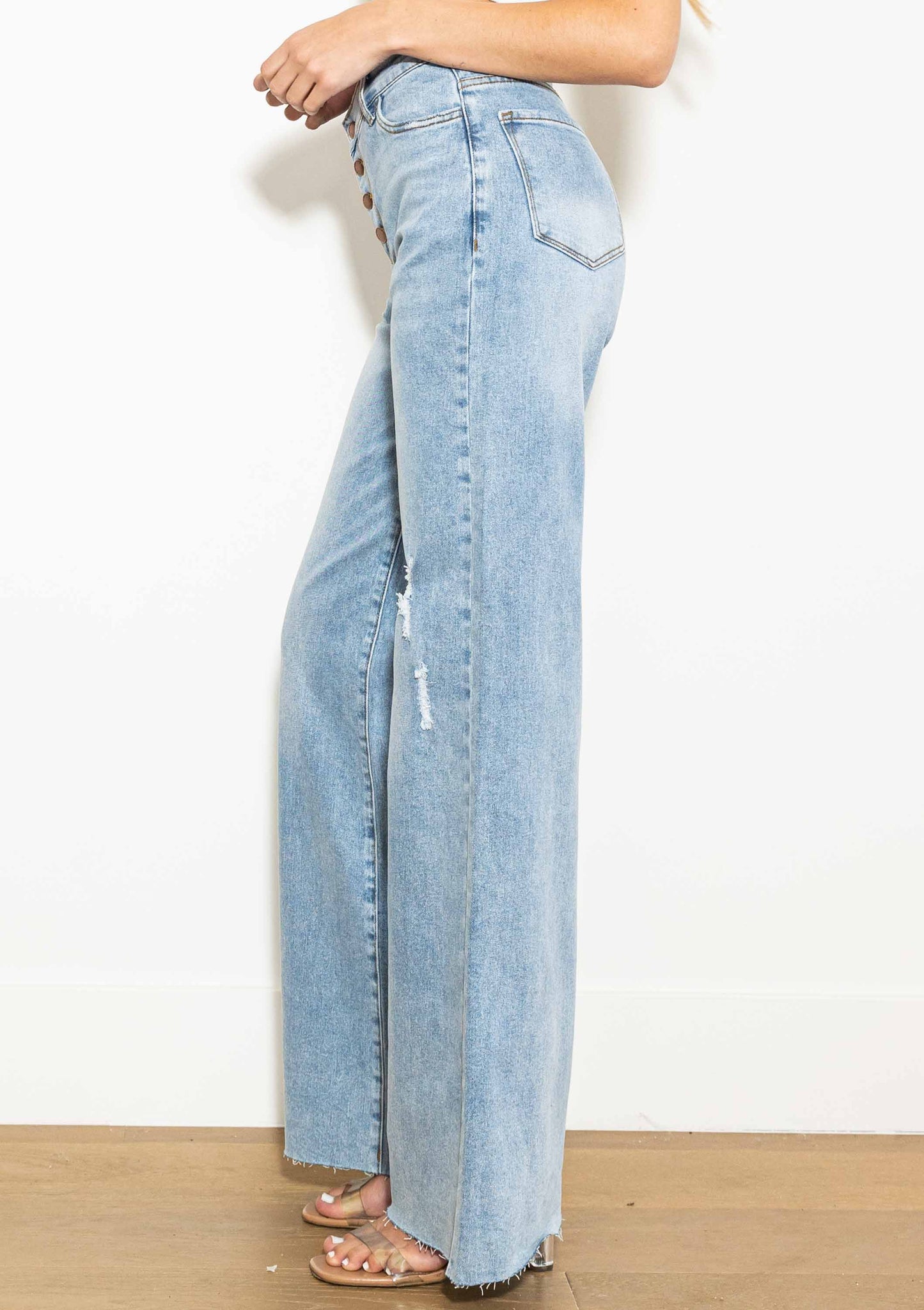 Wide Leg Jeans w/Comfort Stretch: Light Stone