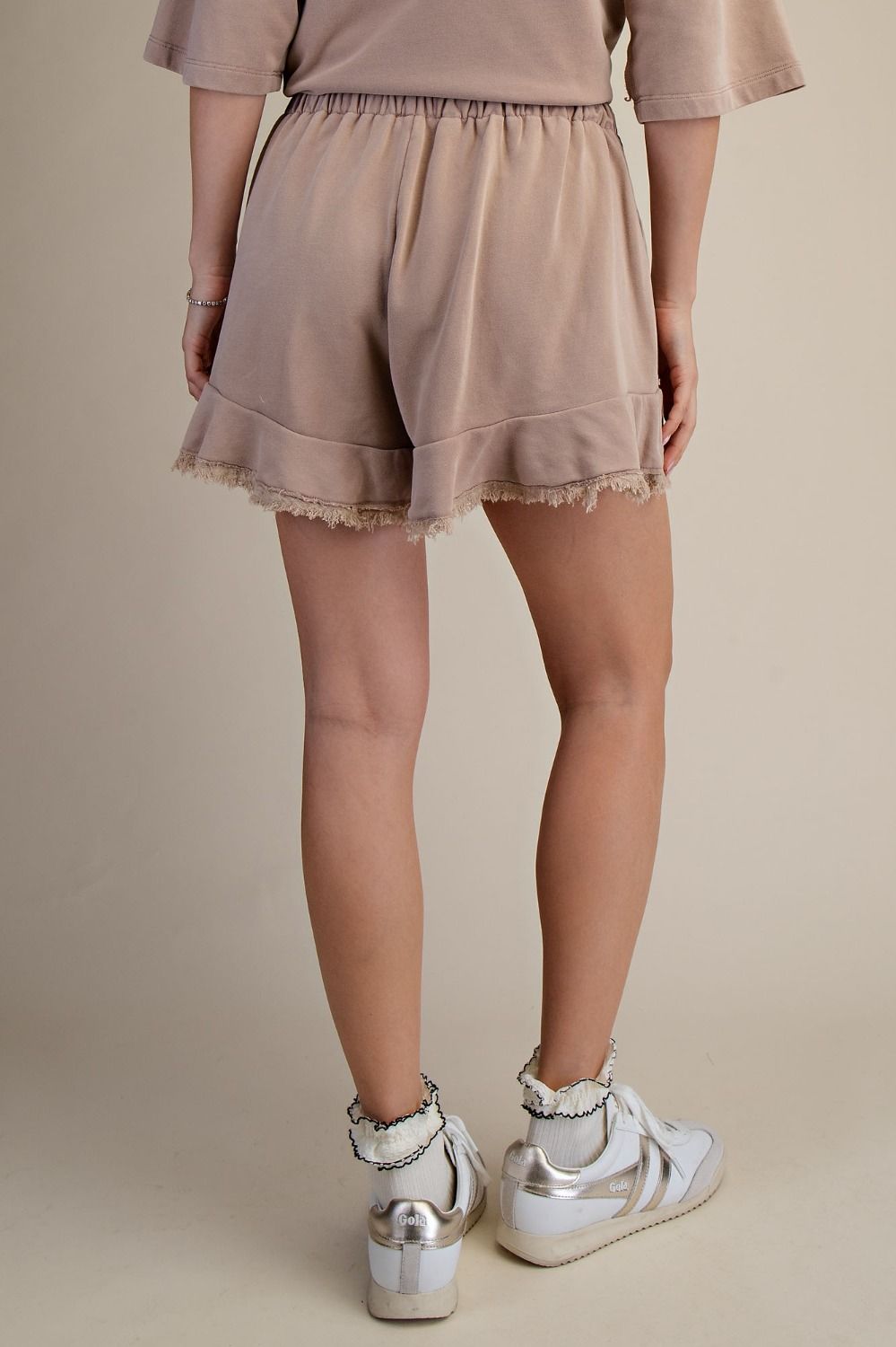 Mocha Ruffle Bottom Washed Shorts