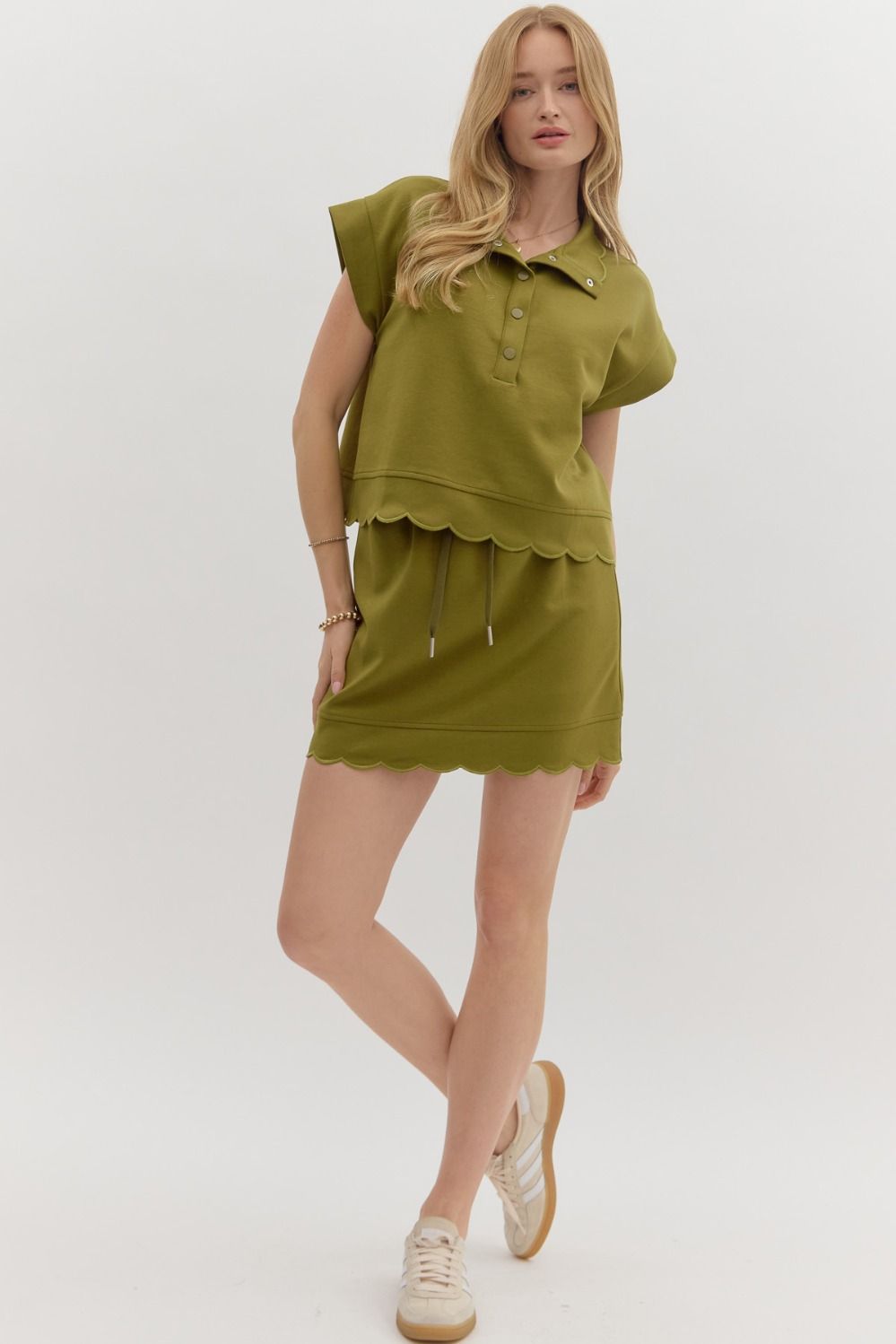 Olive Grove Scallop Pullover