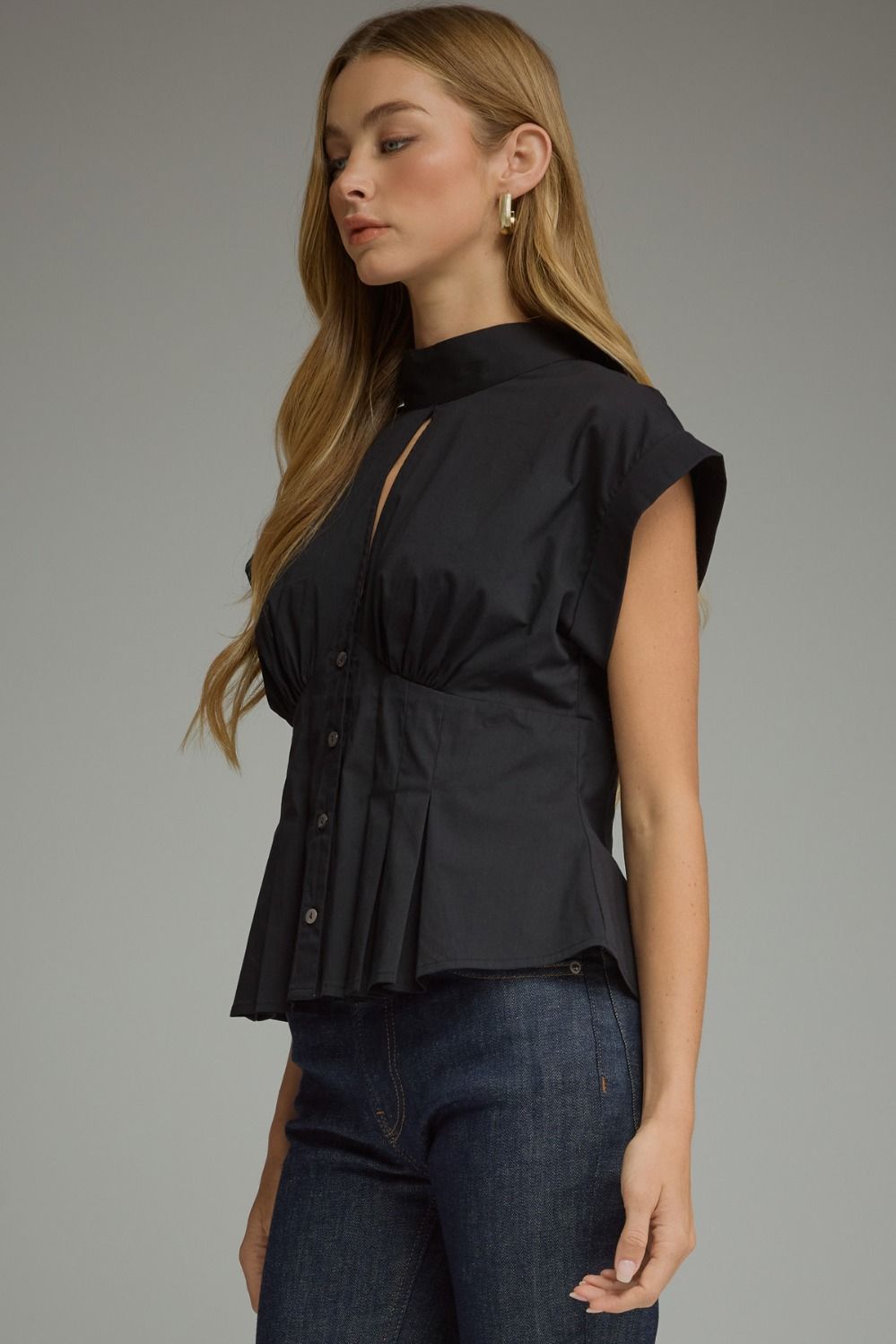 Black Keyhole Cap Sleeve Button Up Short Sleeve Top