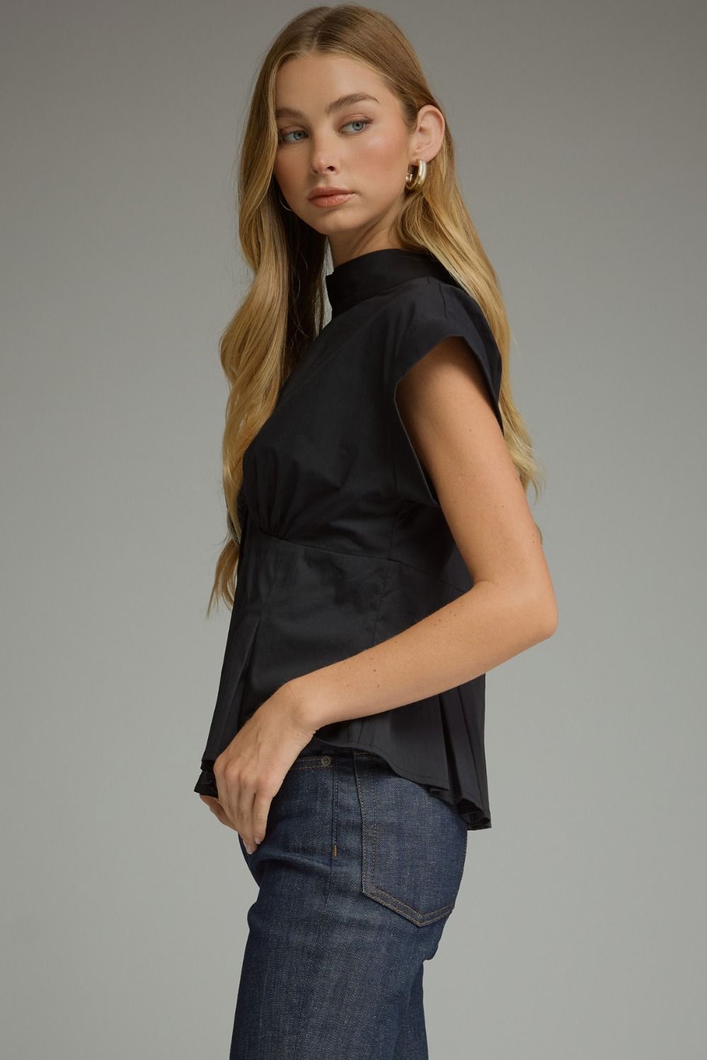 Black Keyhole Cap Sleeve Button Up Short Sleeve Top