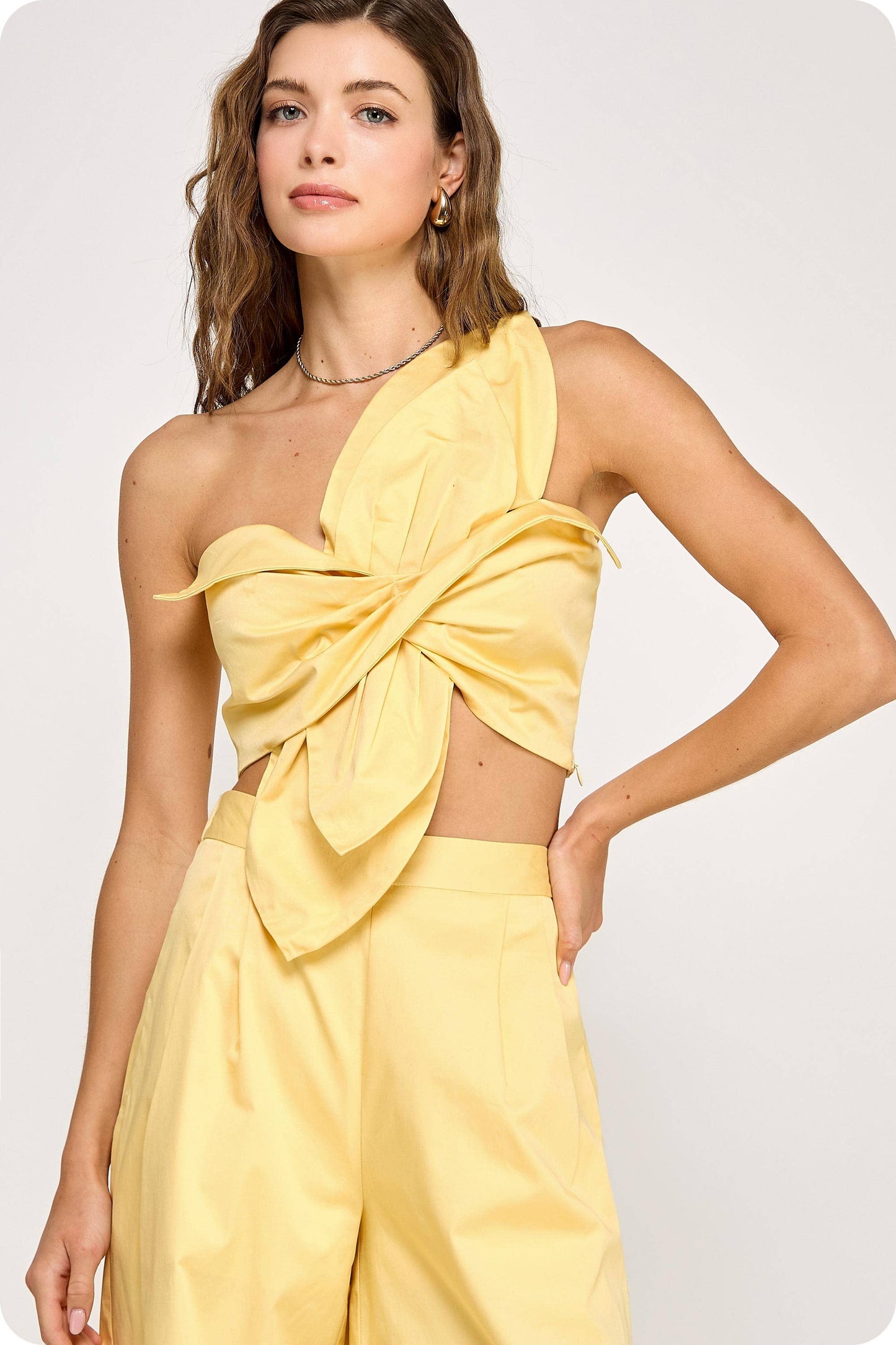 One-Shoulder Knotted Flower Bow Crop Top: Sky Blue / S