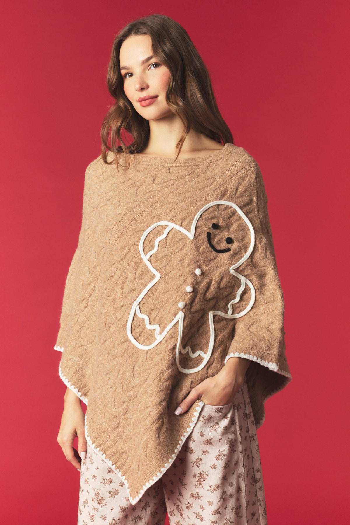 Gingerbread Wishes Cable Knit Cape – Light Taupe